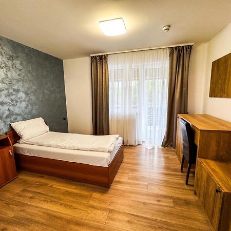 Motel Dalia Gilau Bagian luar foto