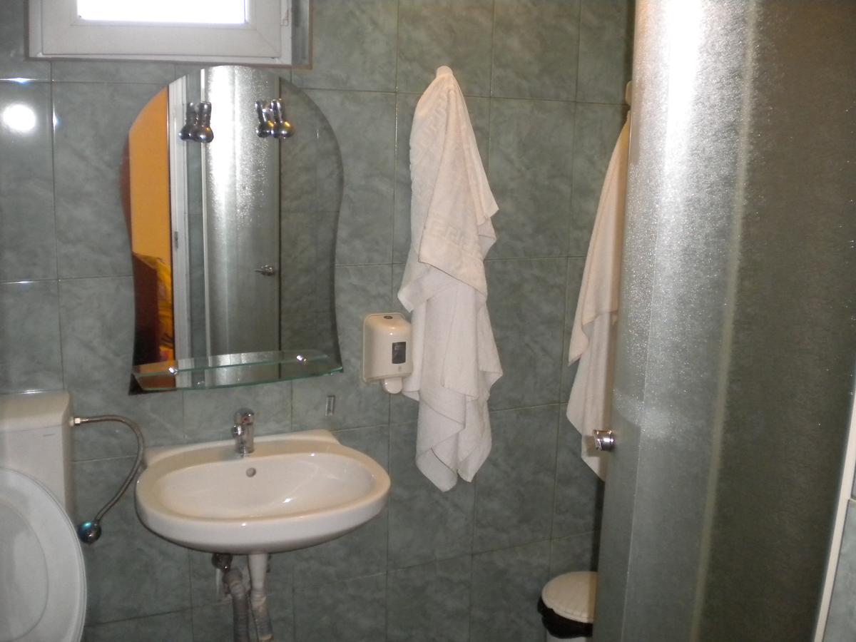 Motel Dalia Gilau Bagian luar foto